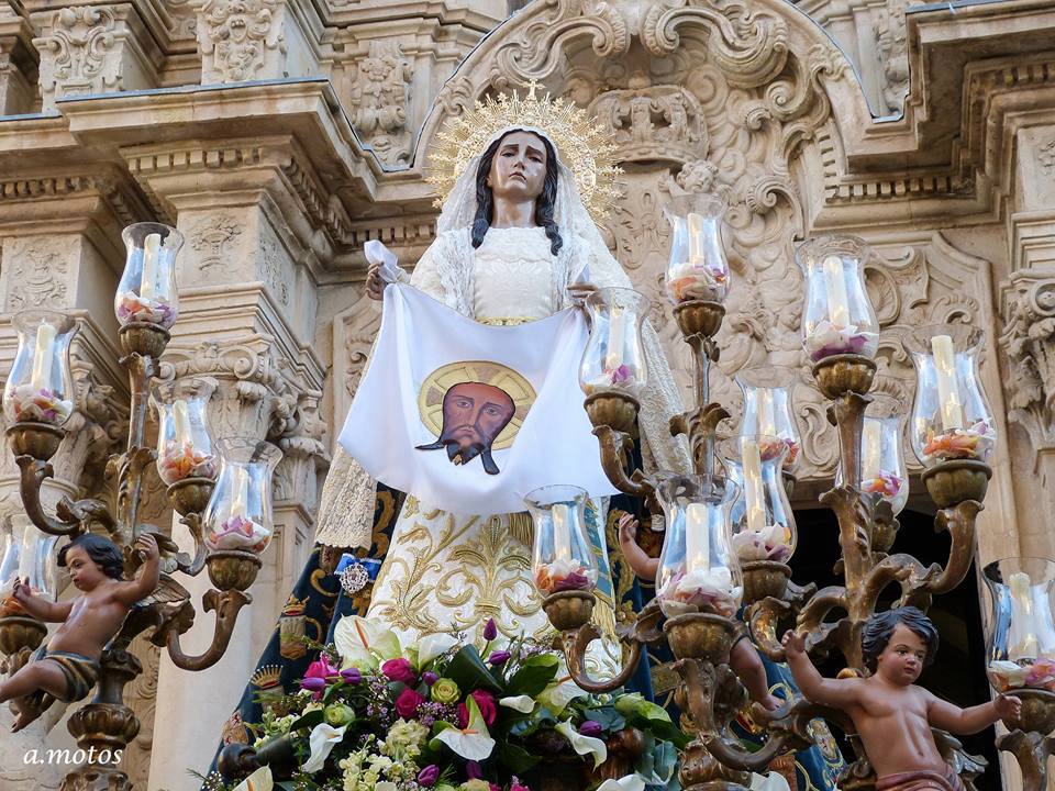 Santa Mujer Verónica